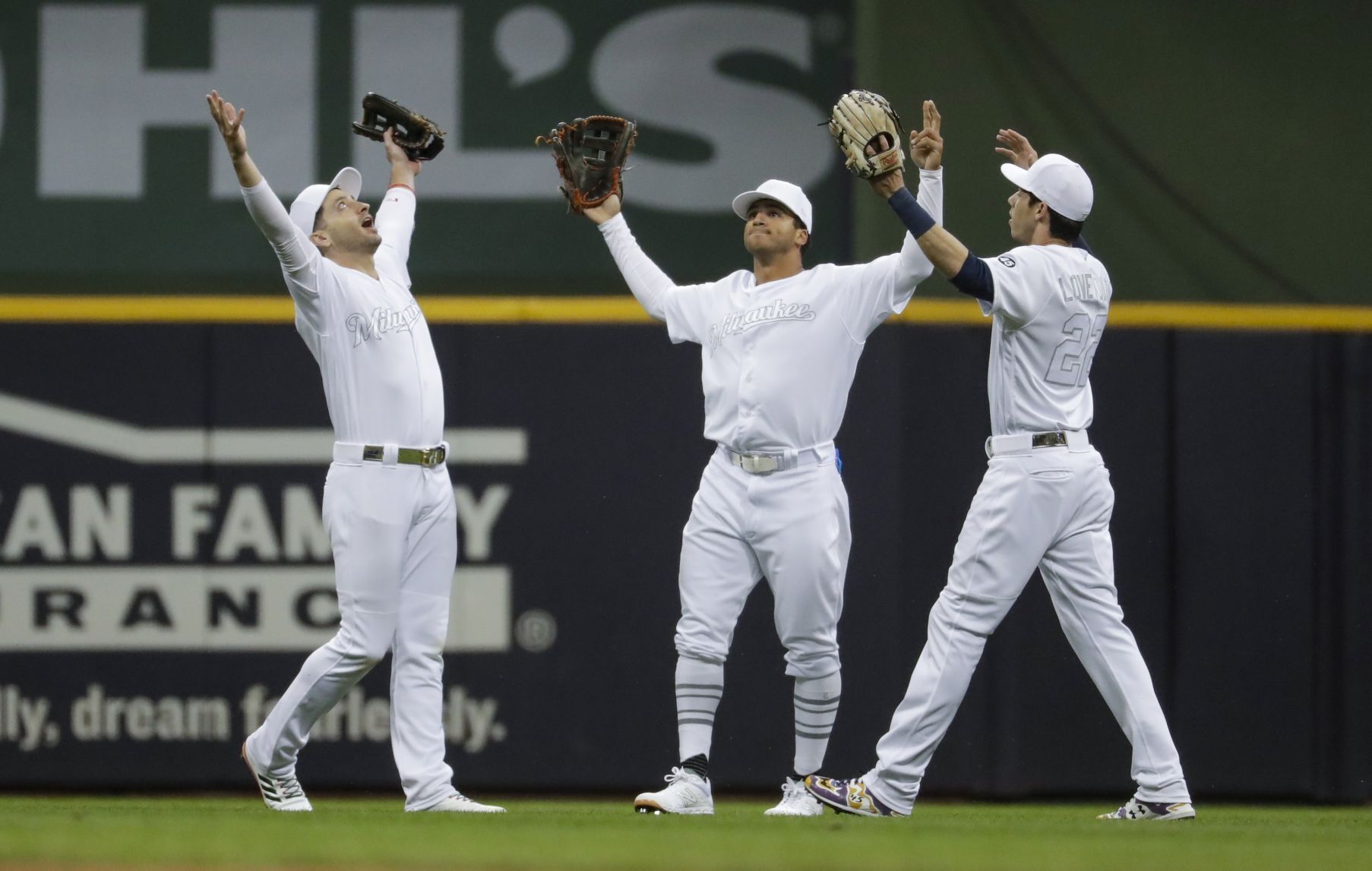 Diamondbacks Brewers Baseball